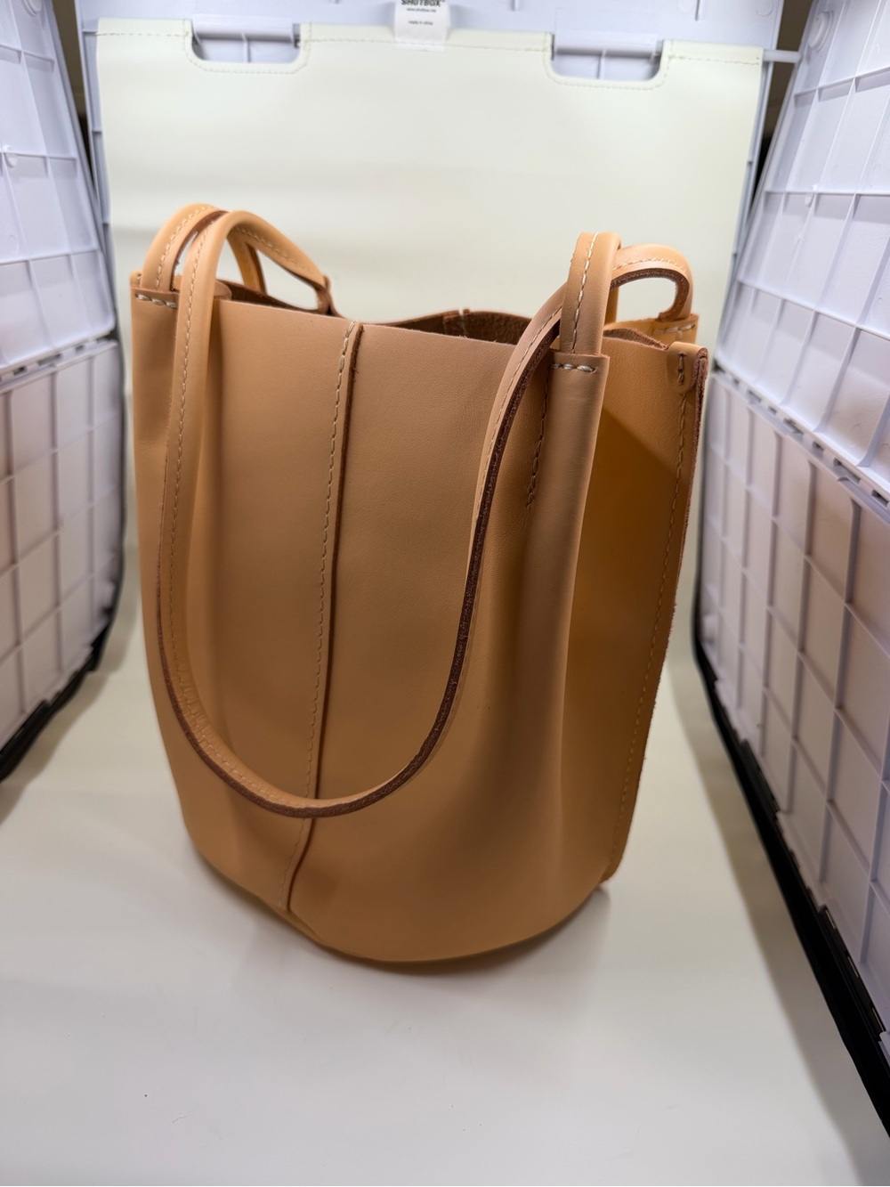 Portland Leather Devan Bucket Tote - Mamey (it's like a creamsicle) - Picture 7 of 8